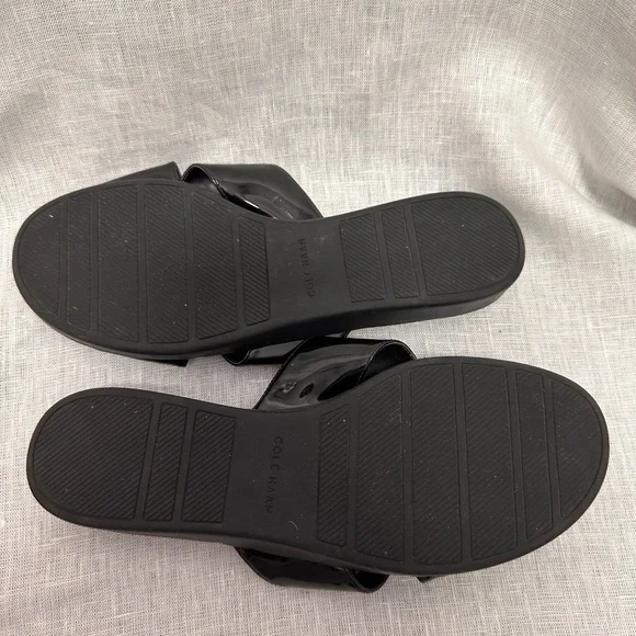 Cole Haan Grand.OS Black Patent Leather Slide Sandals – Size 9M - Picture 4 of 6